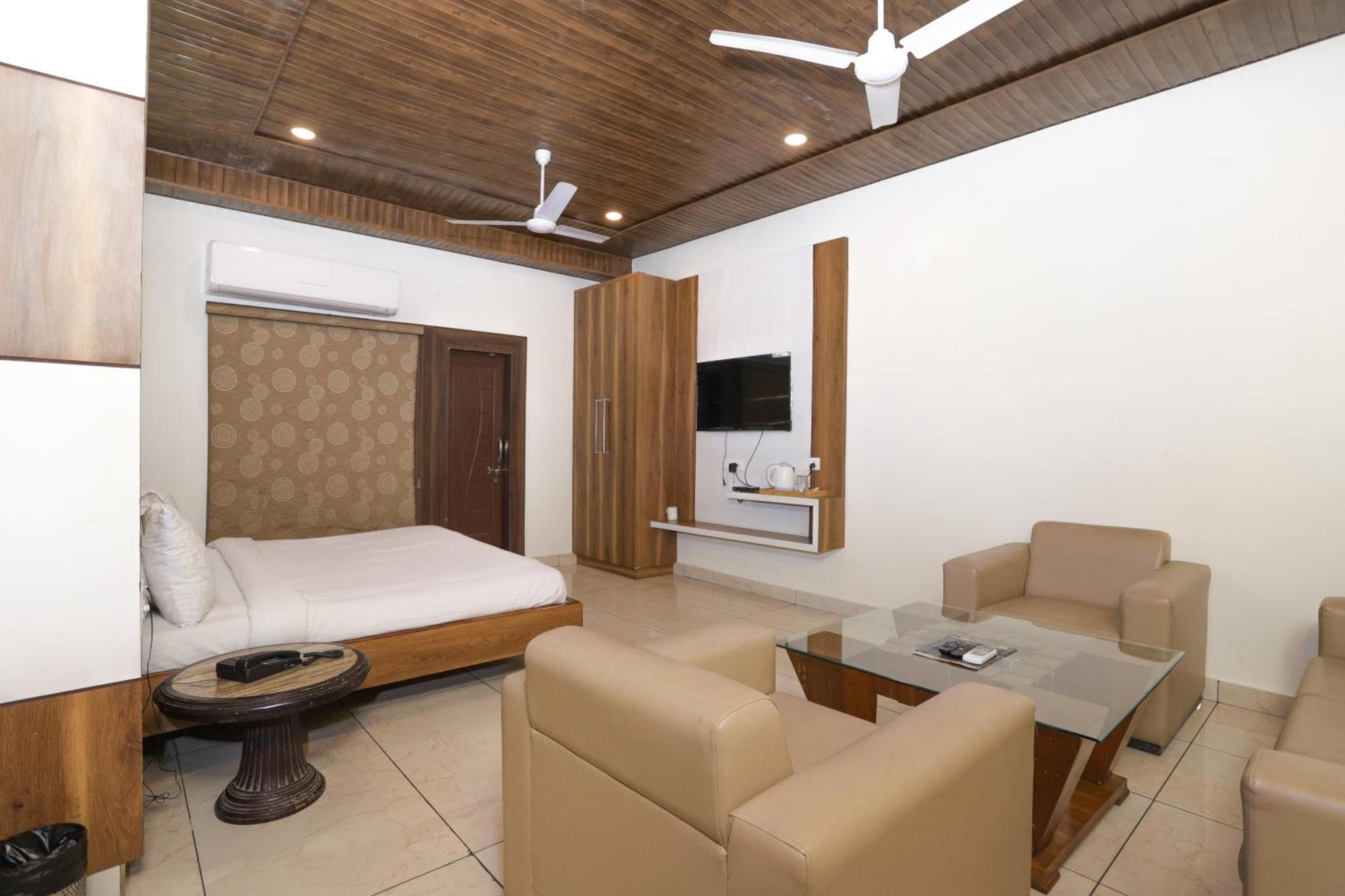 Hotel Razia Inn Hisār Dış mekan fotoğraf