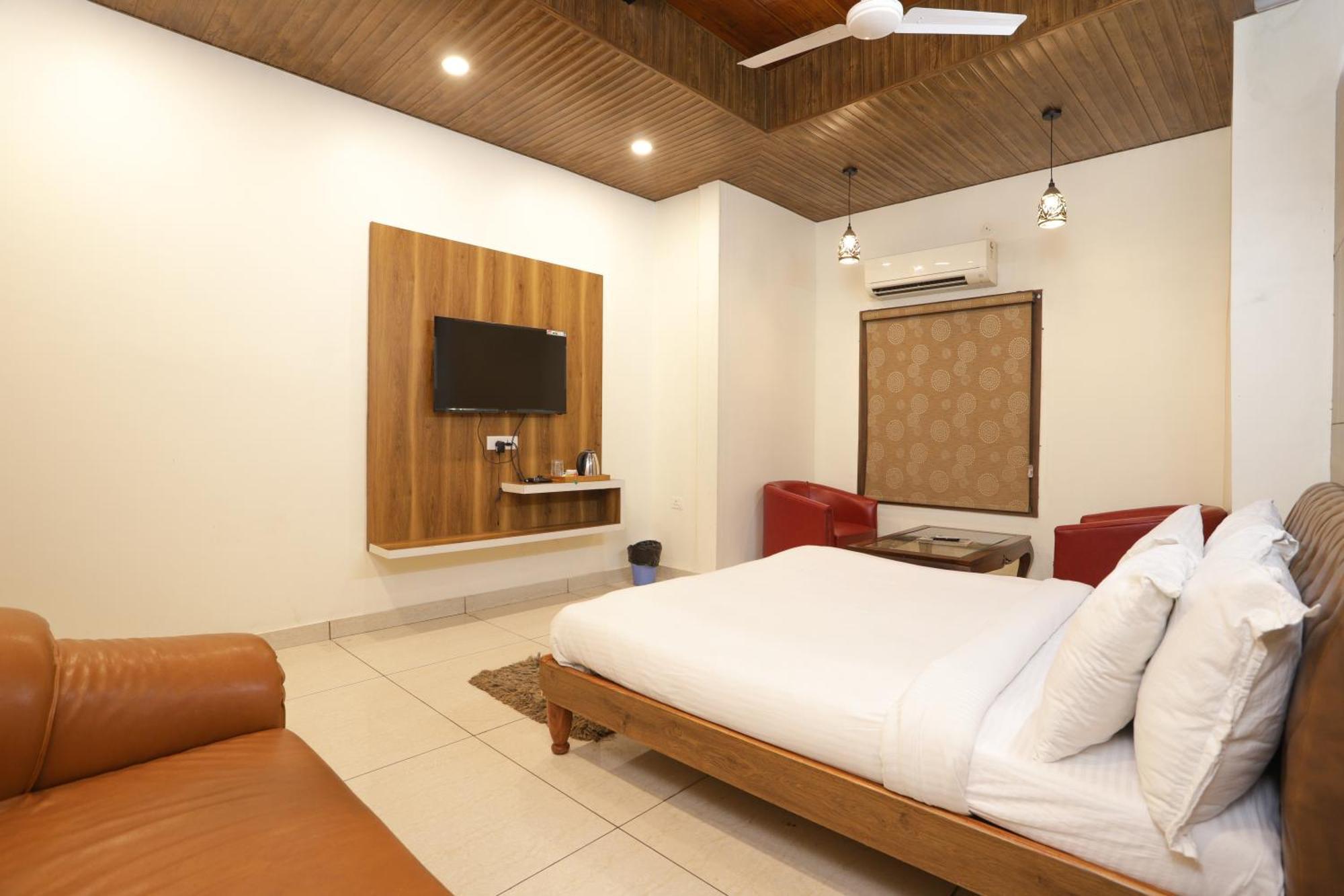 Hotel Razia Inn Hisār Dış mekan fotoğraf