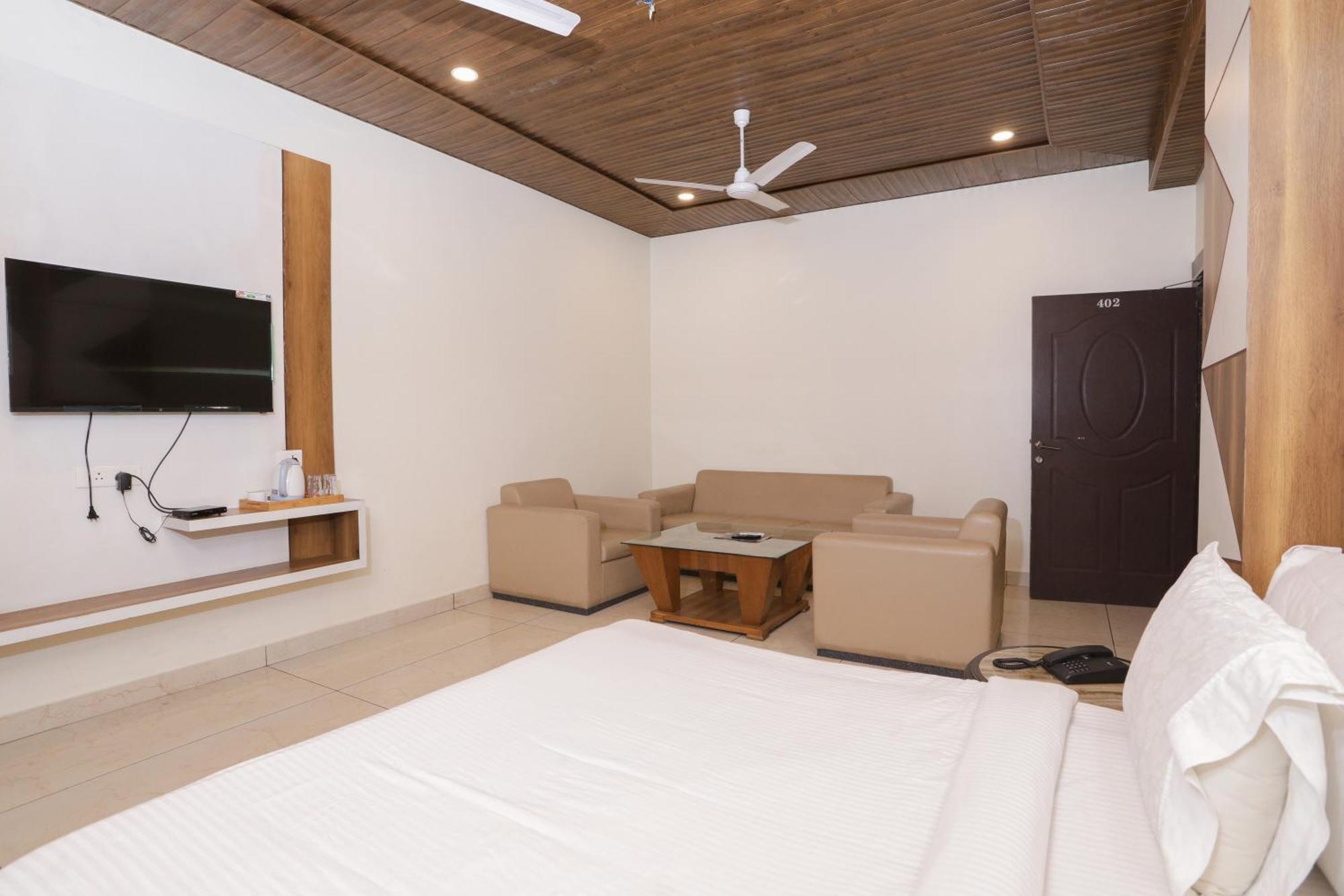 Hotel Razia Inn Hisār Dış mekan fotoğraf