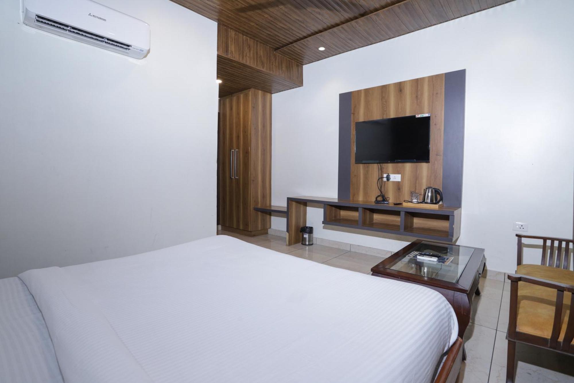 Hotel Razia Inn Hisār Dış mekan fotoğraf