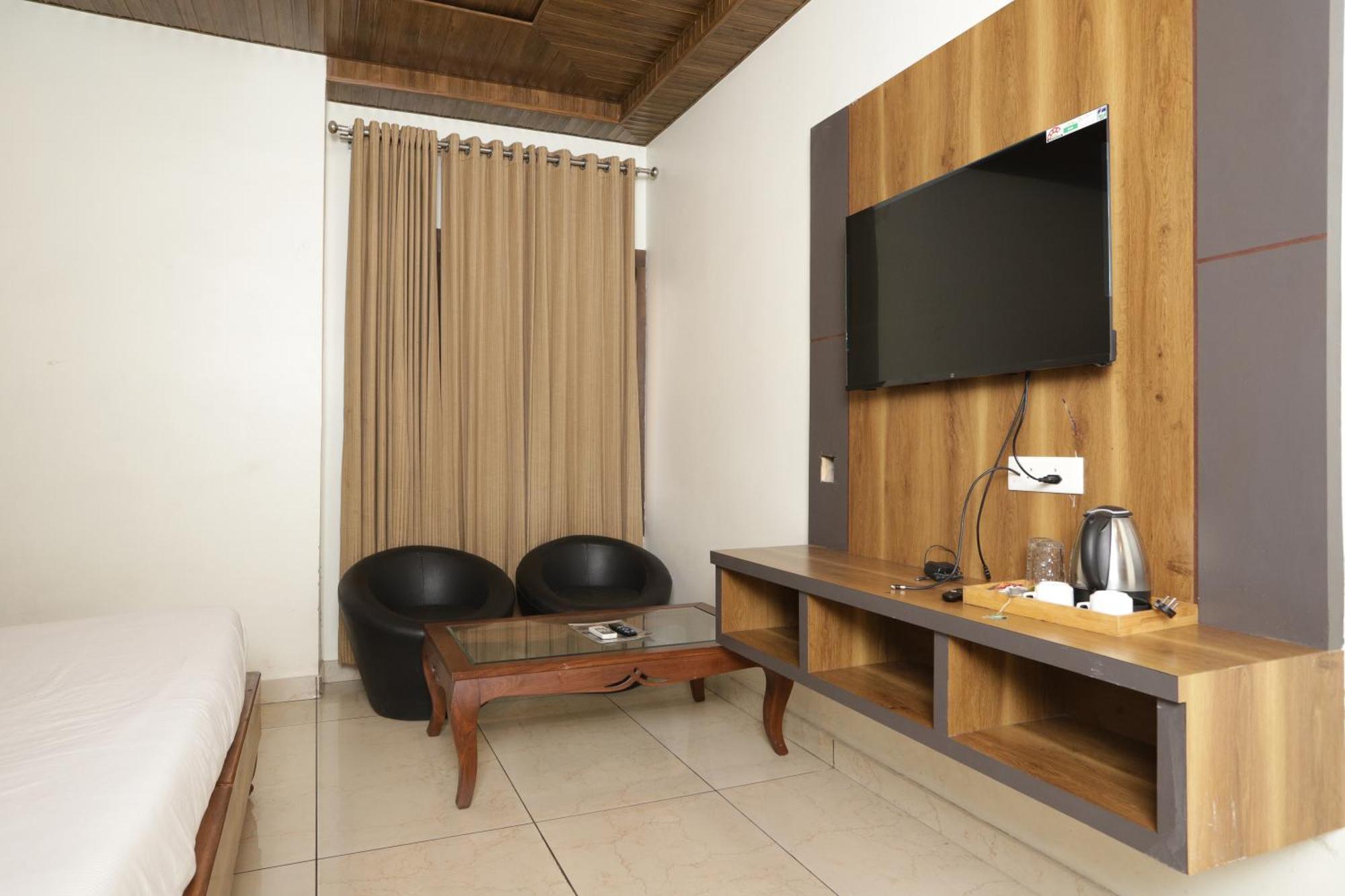 Hotel Razia Inn Hisār Dış mekan fotoğraf