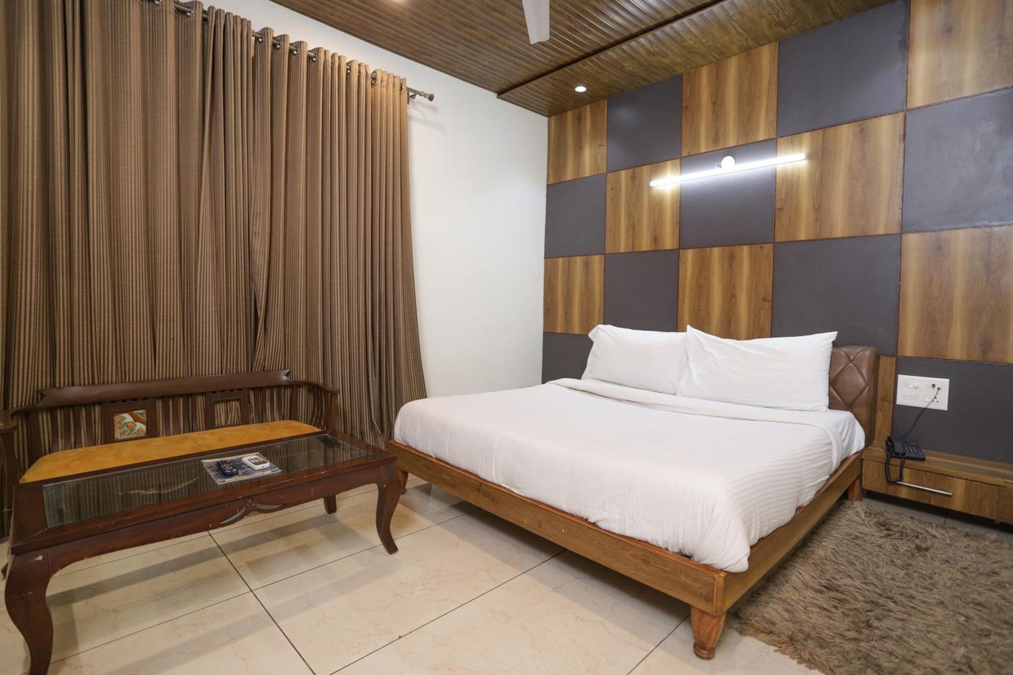 Hotel Razia Inn Hisār Dış mekan fotoğraf
